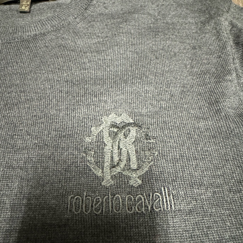 Sweater - Picture 5 of 5